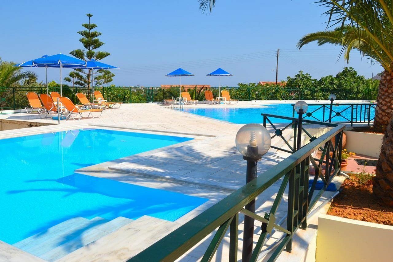 Aloni Suites Chorafakia Exterior foto